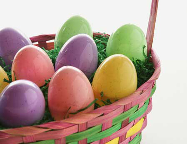ASB Serves Up an "Eggciting" Day