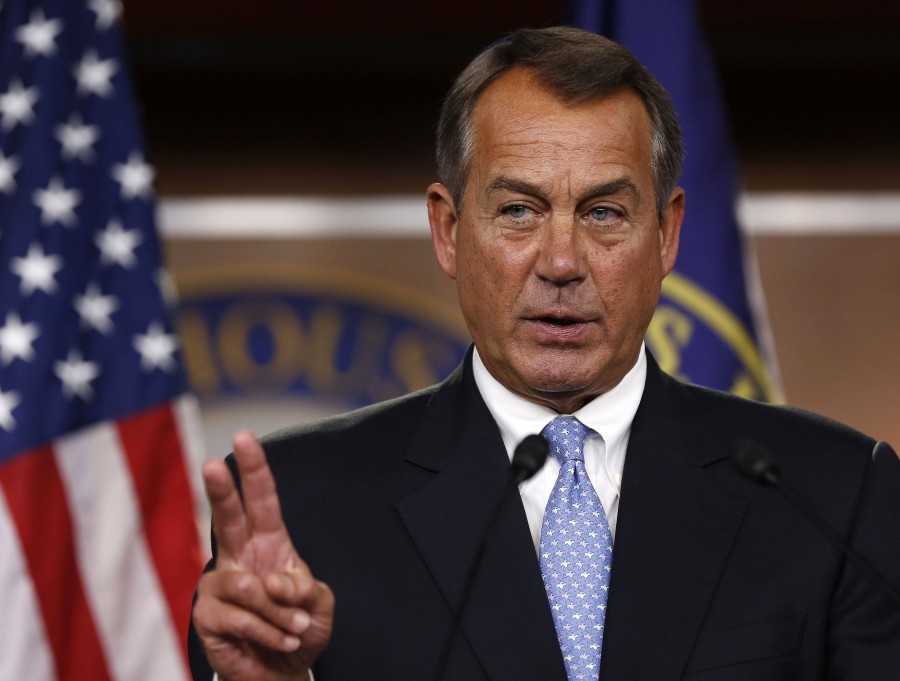 Speaker of the House John Boehner (R-OH) gestures during a news conference on Capitol Hill in Washington, November 9, 2012.      REUTERS/Larry Downing  (UNITED STATES - Tags: POLITICS)