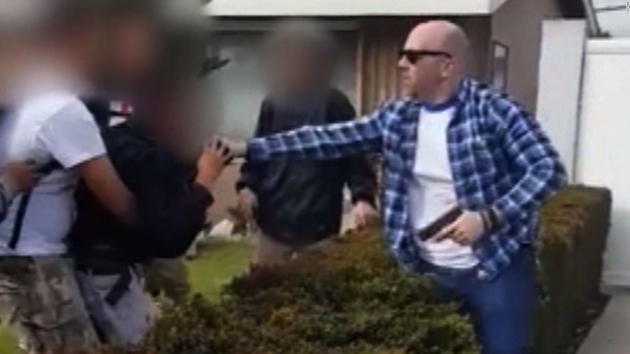 Off-Duty Cop Confronts Teenagers, Gunshot Fired