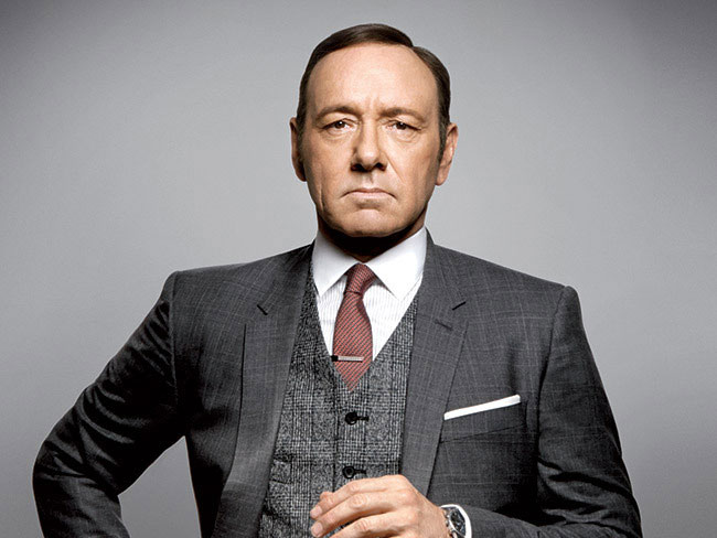 Kevin+Spacey+Comes+Out+as+Gay+Amid+Sexual+Assault+Allegation